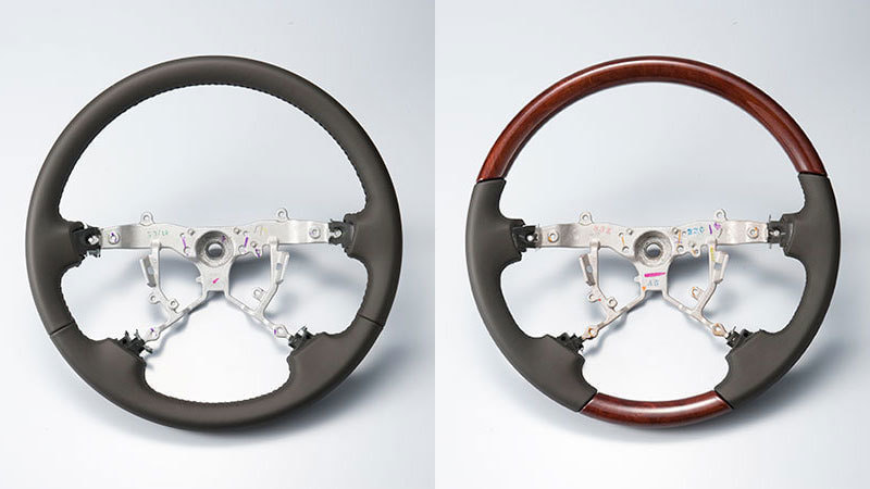 革巻きステアリング写真
