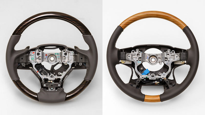 革巻きステアリング写真